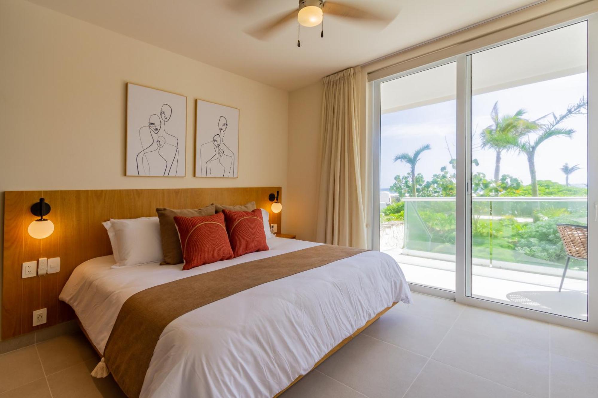 Santamar By Tao Beach Condos With Pool & Walk To Ocean Акумаль Экстерьер фото