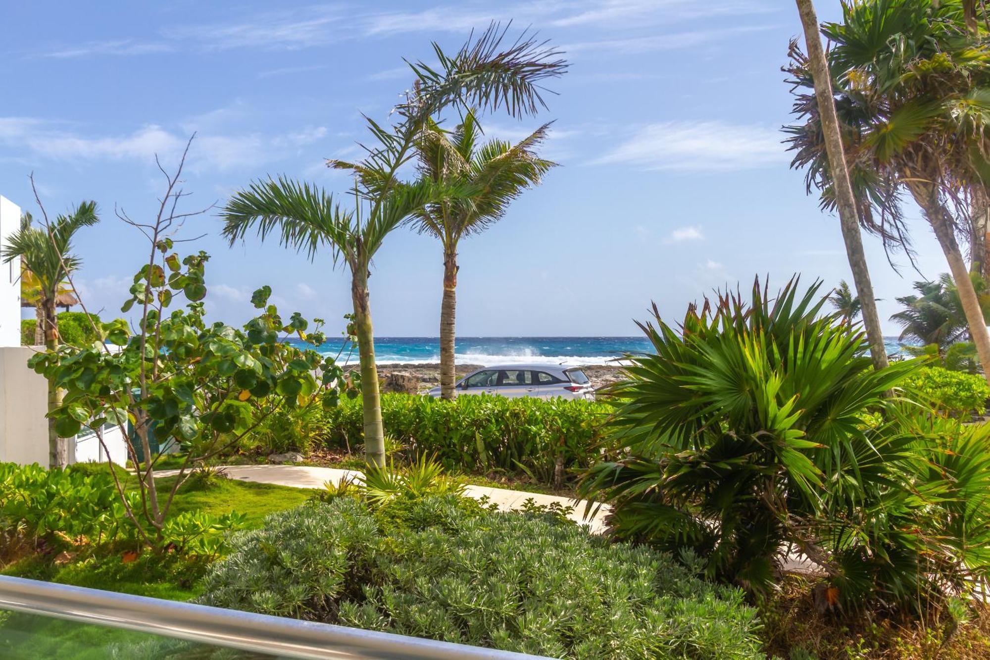 Santamar By Tao Beach Condos With Pool & Walk To Ocean Акумаль Экстерьер фото