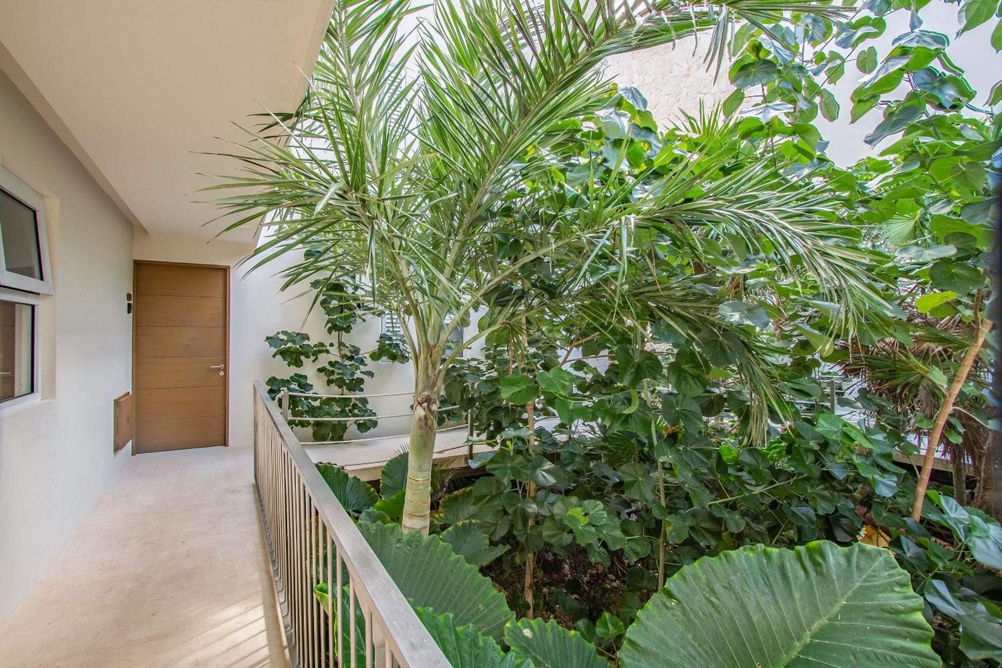 Santamar By Tao Beach Condos With Pool & Walk To Ocean Акумаль Экстерьер фото